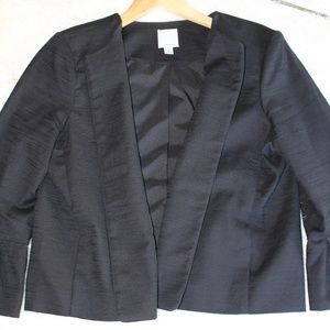Halogen Black Blazer w/ flare sleeves